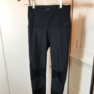 Nike compression leggings